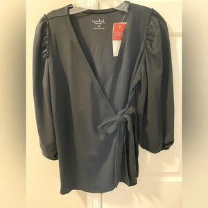 isabela Maternity XS wrap nursing friendly top. NWT. Scoop neck, 3/4 sleeves.